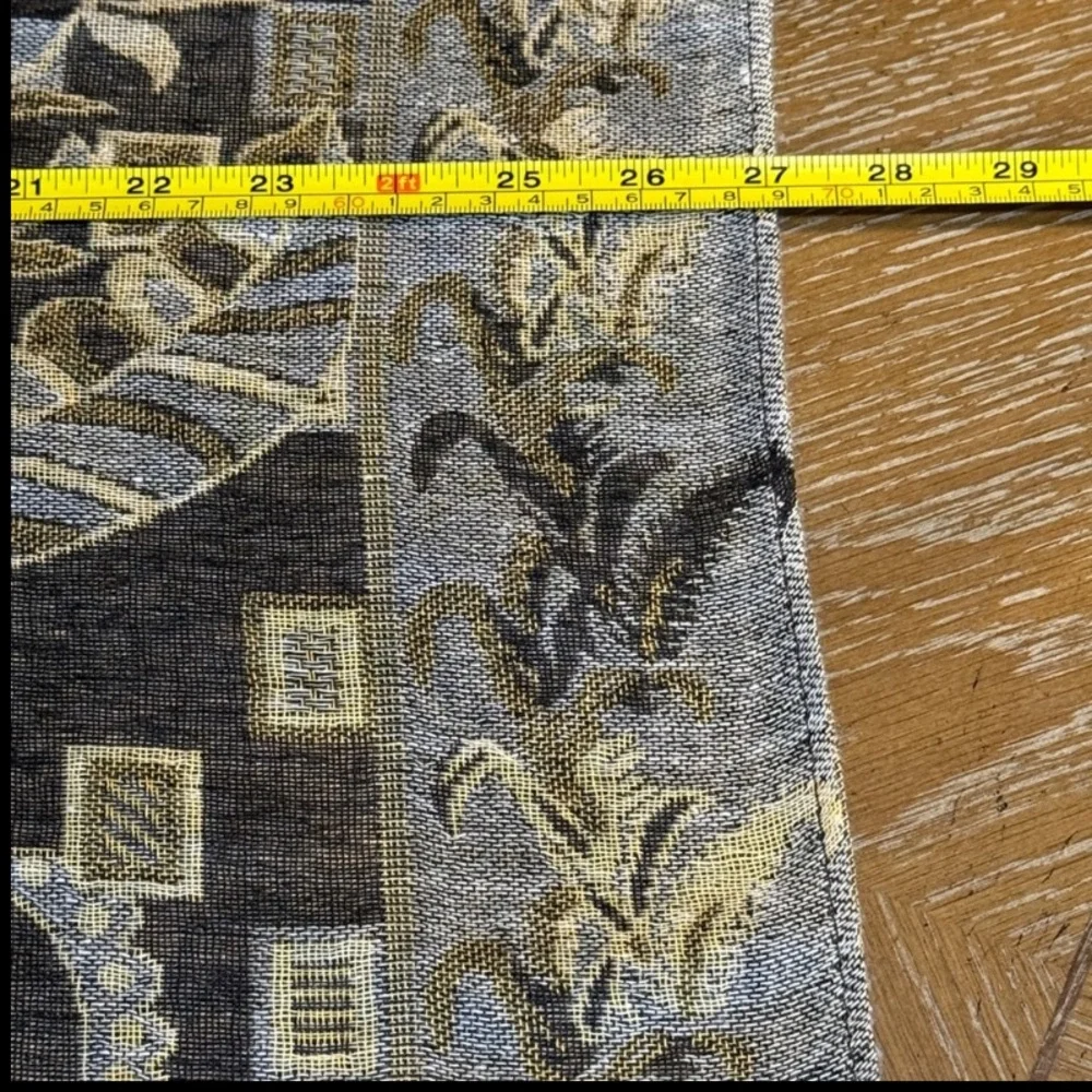 Pashmina Scarf with Paisley Black and Gold, Tassles Cashmere and Silk